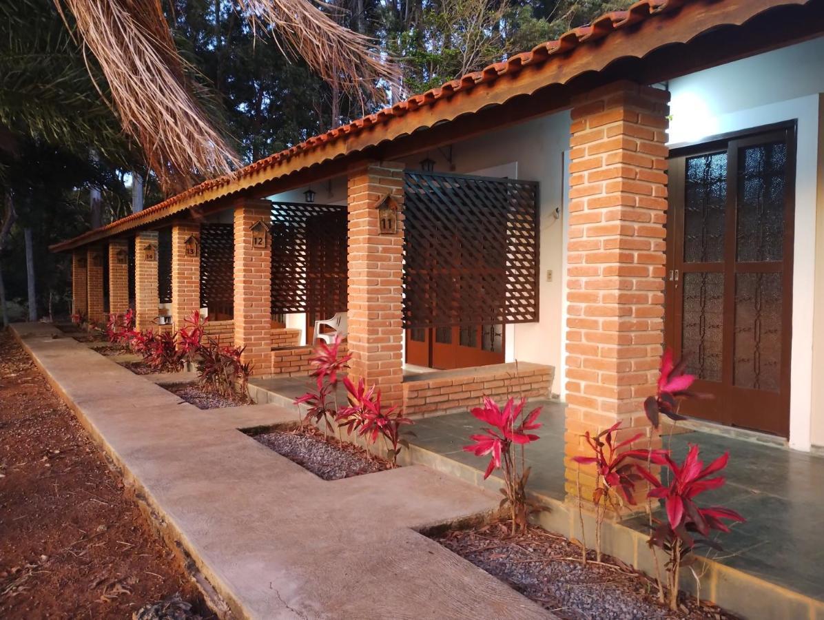 Pousada Solar Das Palmeiras Joanópolis Exterior foto